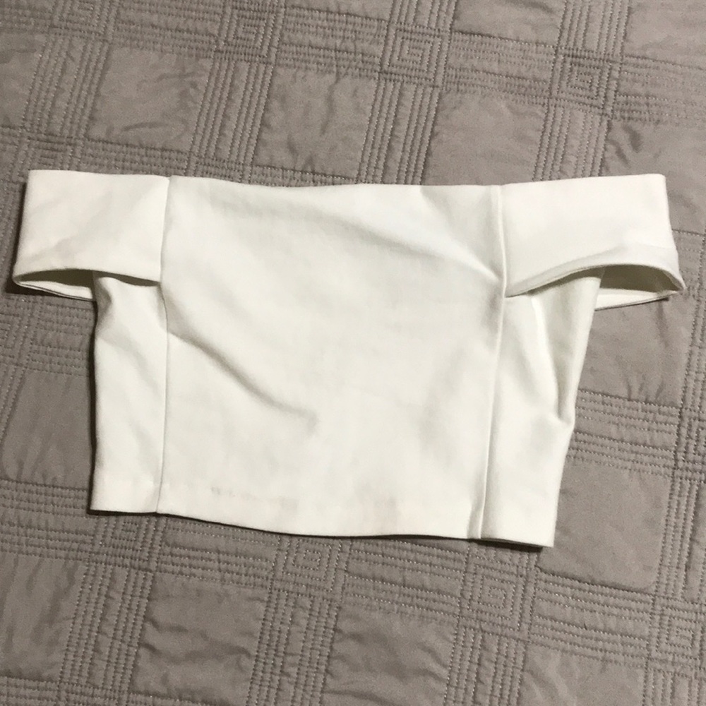 Off shoulder crop top